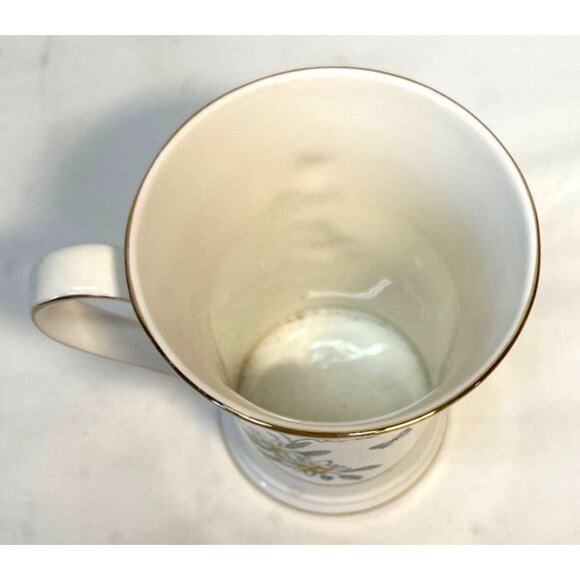 Goebel Hummel "Mountaineer" Hum 315 Decorative Porcelain Mug With Gold Trim & Fl - Picture 5 of 5